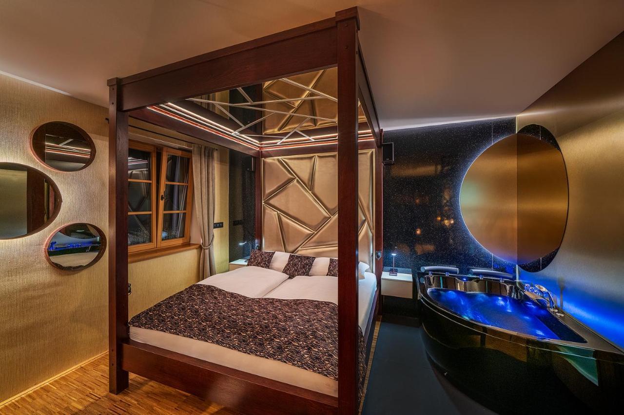 Bily Jednorozec Gasthof 4*