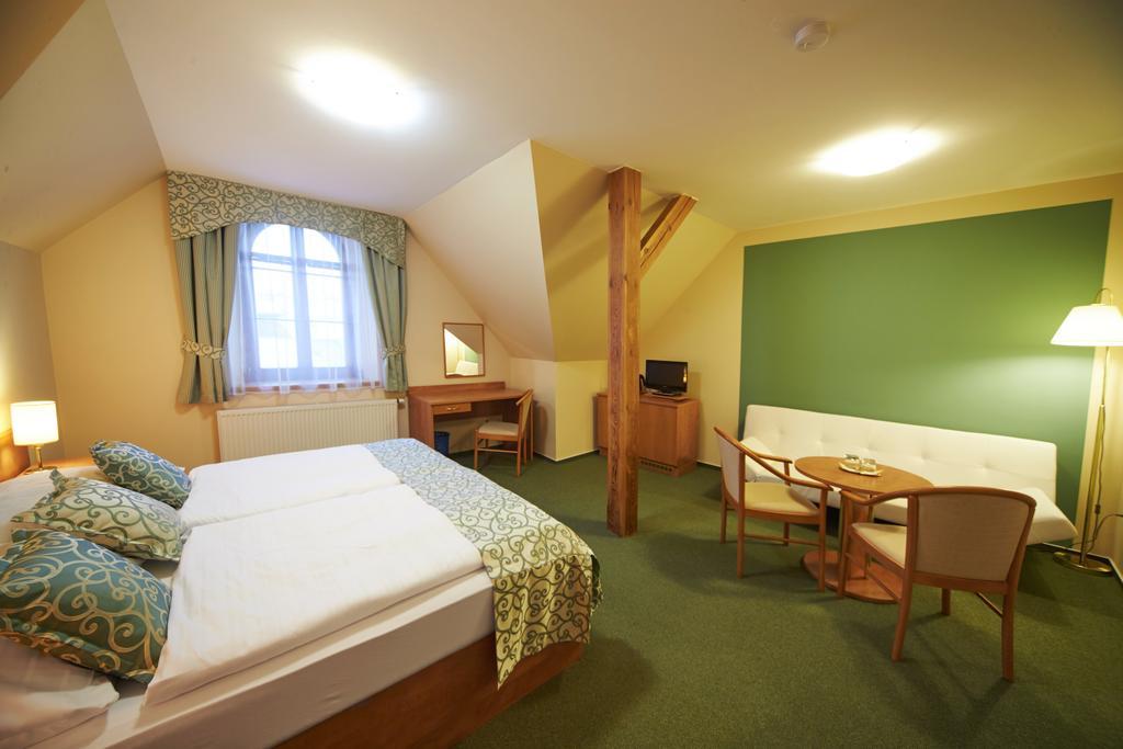 Gasthof Bily Jednorozec Třeboň